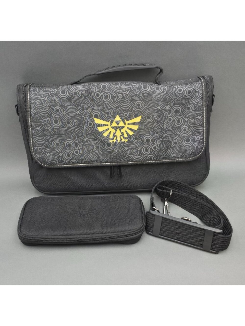 PowerA Zelda Breath Of The Wild Switch Messenger Bag Case 10" w/ Strap